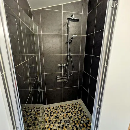 Maison Familiale Avec Jacuzzi Et Clim Hébergement de vacances *